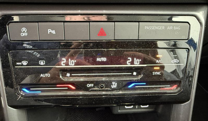 								VOLKSWAGEN T-Cross 1.0 TSI 110 Start/Stop DSG7 R-Line Tech full									