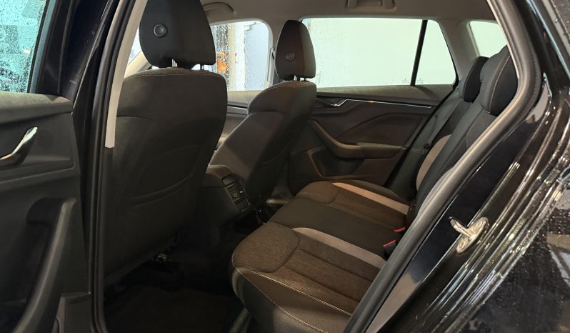 								SKODA Kamiq 1.0 TSI Evo 110 ch BVM6 Style full									