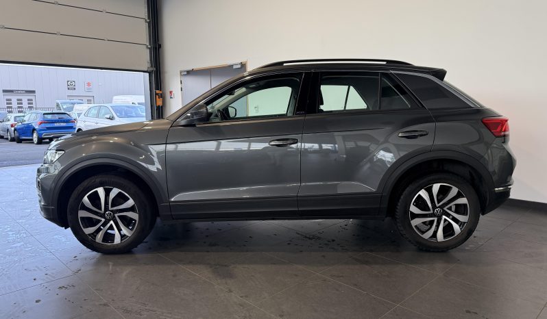 								VOLKSWAGEN T-Roc 1.0 TSI 110 Start/Stop BVM6 Active full									