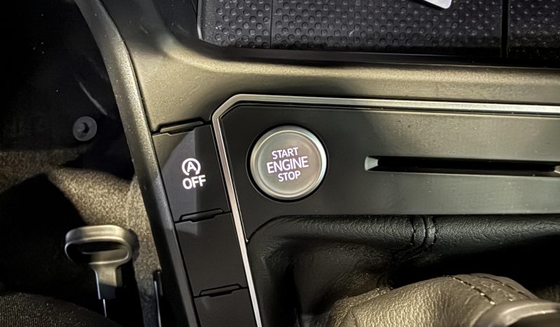 								VOLKSWAGEN Taigo 1.0 TSI 110 DSG7 R-Line full									