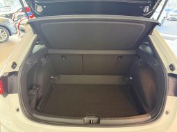 										VOLKSWAGEN Taigo 1.0 TSI 110 DSG7 R-Line full									