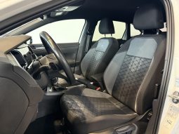 										VOLKSWAGEN Taigo 1.0 TSI 110 DSG7 R-Line full									