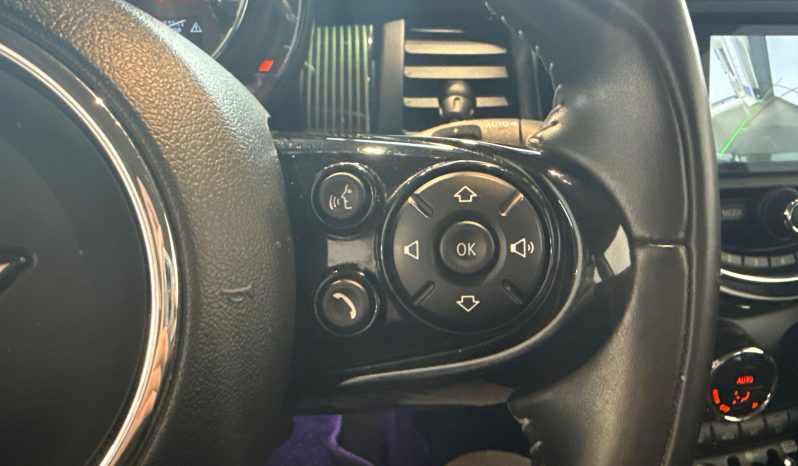 								MINI Hatch 3 Portes Cooper 136 ch BVA7 Edition 60 Years full									