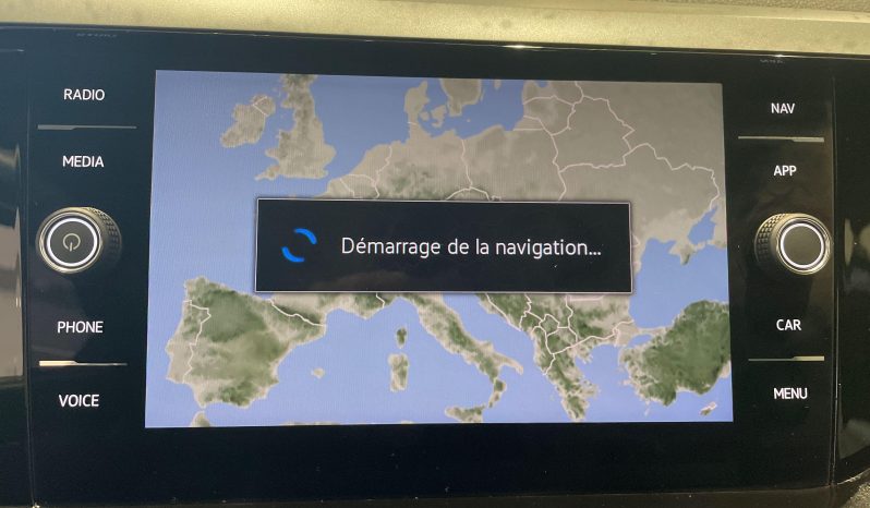 								VOLKSWAGEN TAIGO 1.0 TSI 115 CH DSG7 R LINE full									