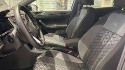 										VOLKSWAGEN TAIGO 1.0 TSI 115 CH DSG7 R LINE full									