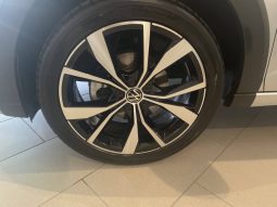 										VOLKSWAGEN TAIGO 1.0 TSI 115 CH DSG7 R LINE full									