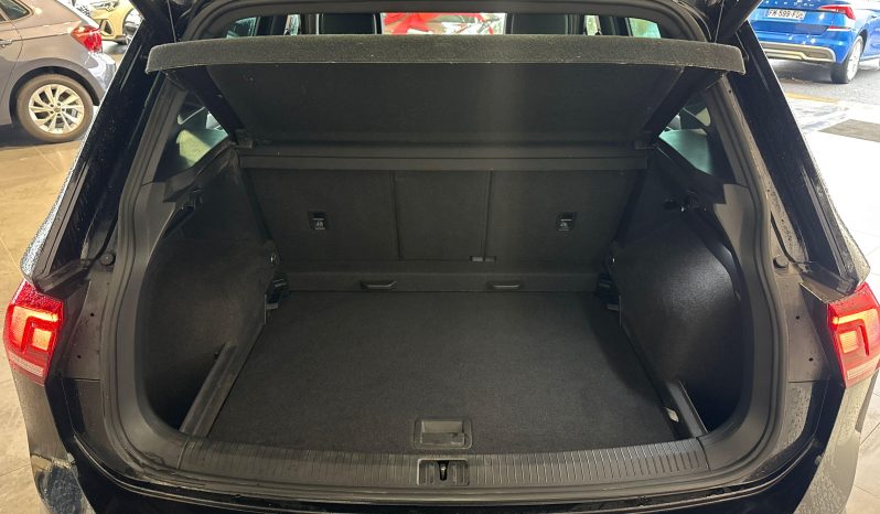 								VOLKSWAGEN Tiguan 2.0 TDI 150ch DSG7 R-Line full									