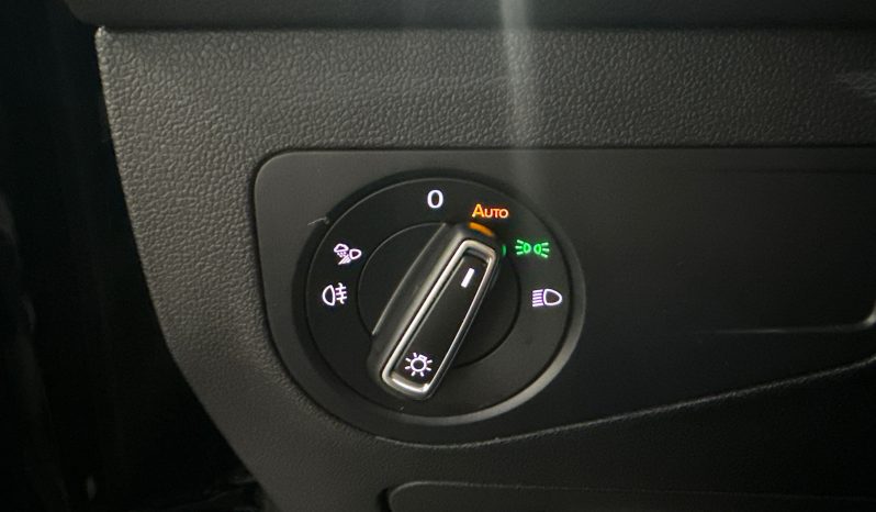 								VOLKSWAGEN Tiguan 2.0 TDI 150ch DSG7 R-Line full									