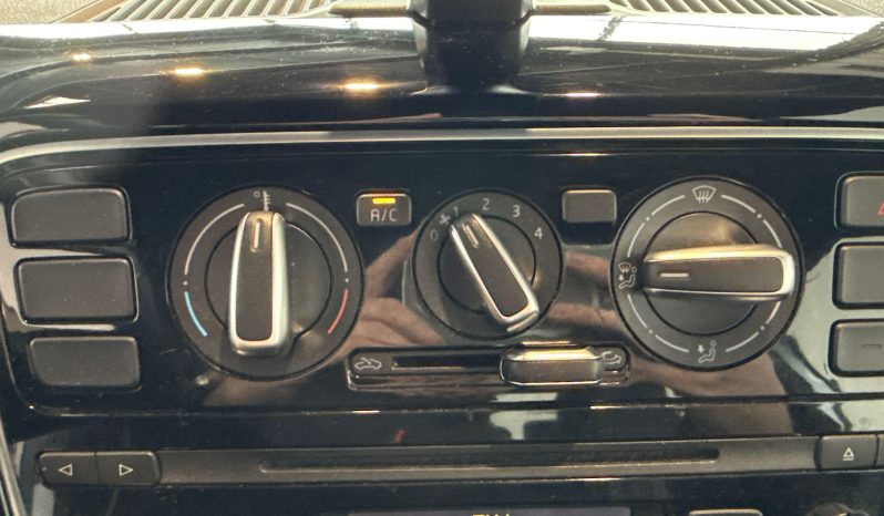 								VOLKSWAGEN Up 1.0 75 Up! Club full									