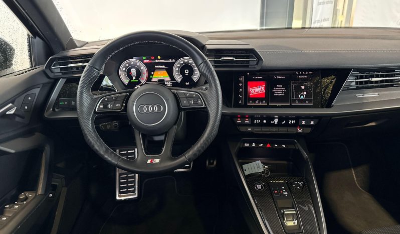 								AUDI A3 Sportback 40 TFSIe 204 S tronic 6 S Line full									