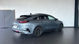 										KIA PROCEED 1.6 CRDi 136 ch ISG DCT7 GT Line full									