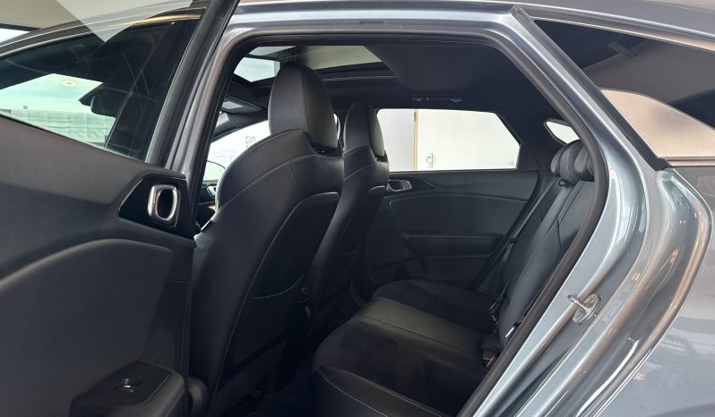 								KIA PROCEED 1.6 CRDi 136 ch ISG DCT7 GT Line full									