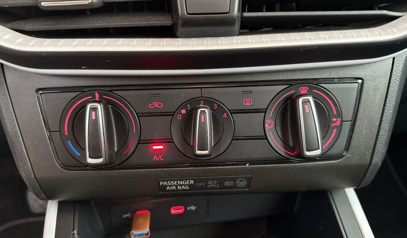 								SEAT Arona 1.0 TSI 95 ch Start/Stop BVM5 Copa full									