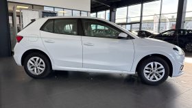 SKODA Fabia 1.0 MPI 65 ch BVM5 Ambition
