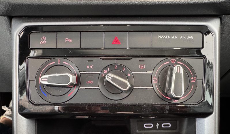 								VOLKSWAGEN T-Cross 1.0 TSI 95 Start/Stop BVM5 United full									