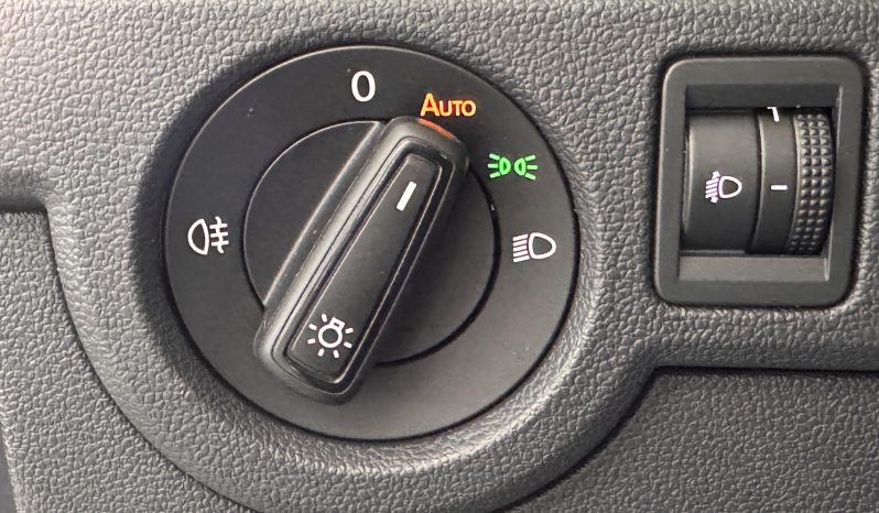 								VOLKSWAGEN T-Cross 1.0 TSI 95 Start/Stop BVM5 Life Tech full									