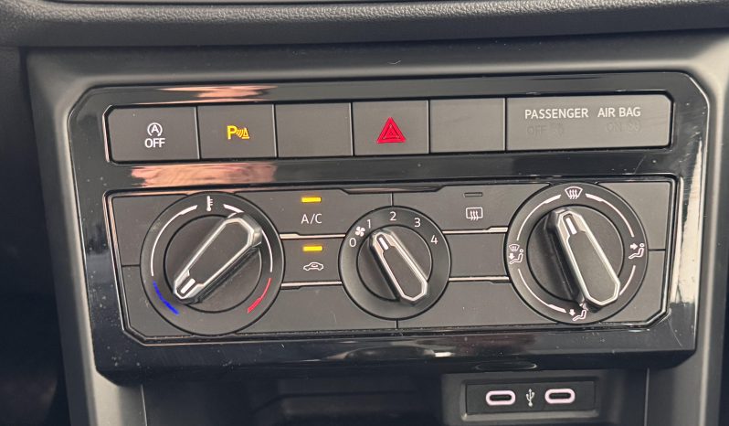 								VOLKSWAGEN T-Cross 1.0 TSI 95 Start/Stop BVM5 Life Tech full									