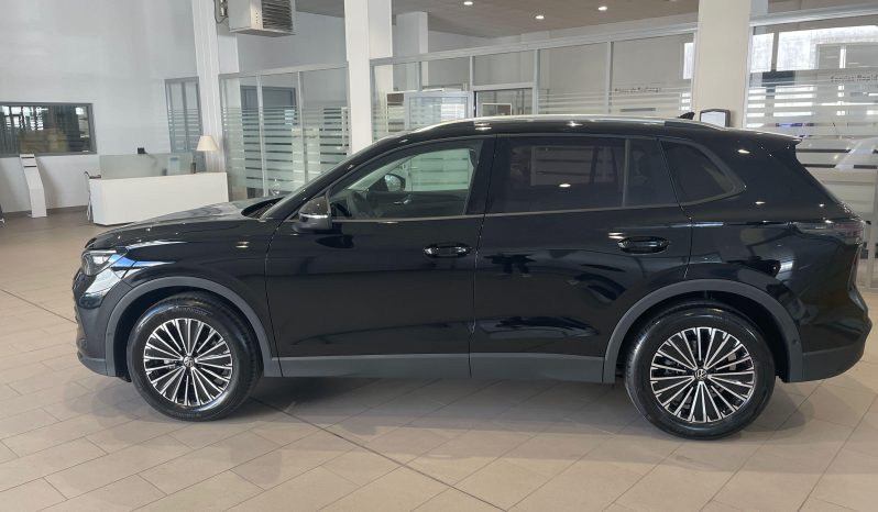 								VOLKSWAGEN Tiguan 1.5 eTSI 131ch DSG7 VW Edition full									