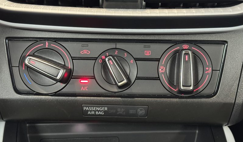 								SEAT Arona 1.0 TSI 95 ch Start/Stop BVM5 Urban full									