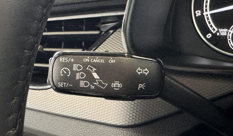 								SKODA Kamiq 1.0 TSI Evo 110 ch BVM6 Ambition full									