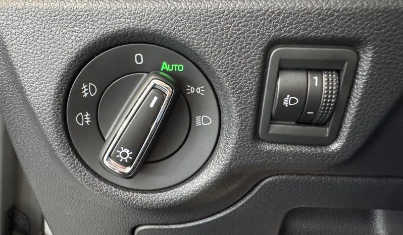 								SKODA Scala 1.0 TSI 95 ch BVM5 Active full									