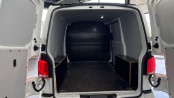 										VOLKSWAGEN UTILITAIRES TRANSPORTER 6.1 VAN L1H1 2.0 TDI 198 DSG7 EDITION full									