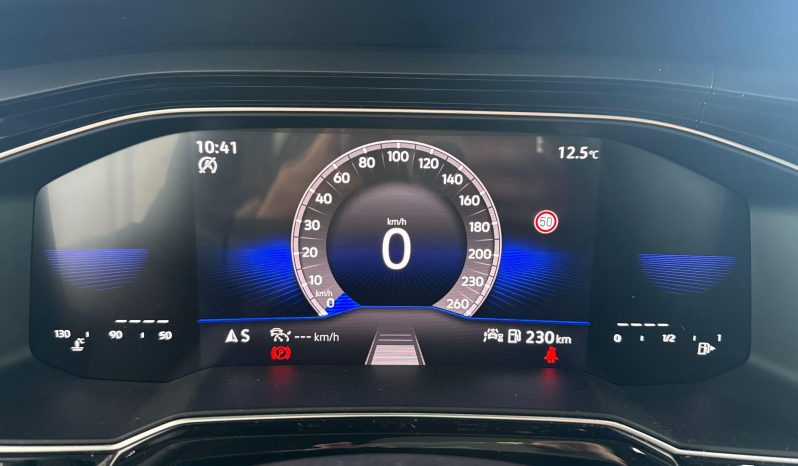 								VOLKSWAGEN Polo 1.0 TSI 95 S&S BVM5 R-Line full									