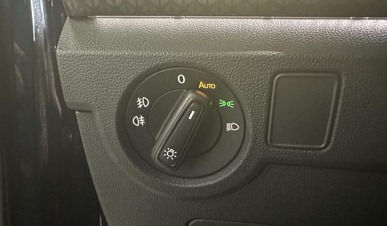 								VOLKSWAGEN T-Cross 1.0 TSI 110 Start/Stop DSG7 R-Line Tech full									