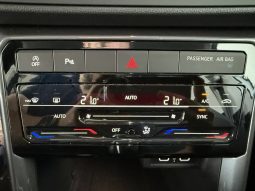 										VOLKSWAGEN T-Cross 1.0 TSI 110 Start/Stop DSG7 R-Line Tech full									