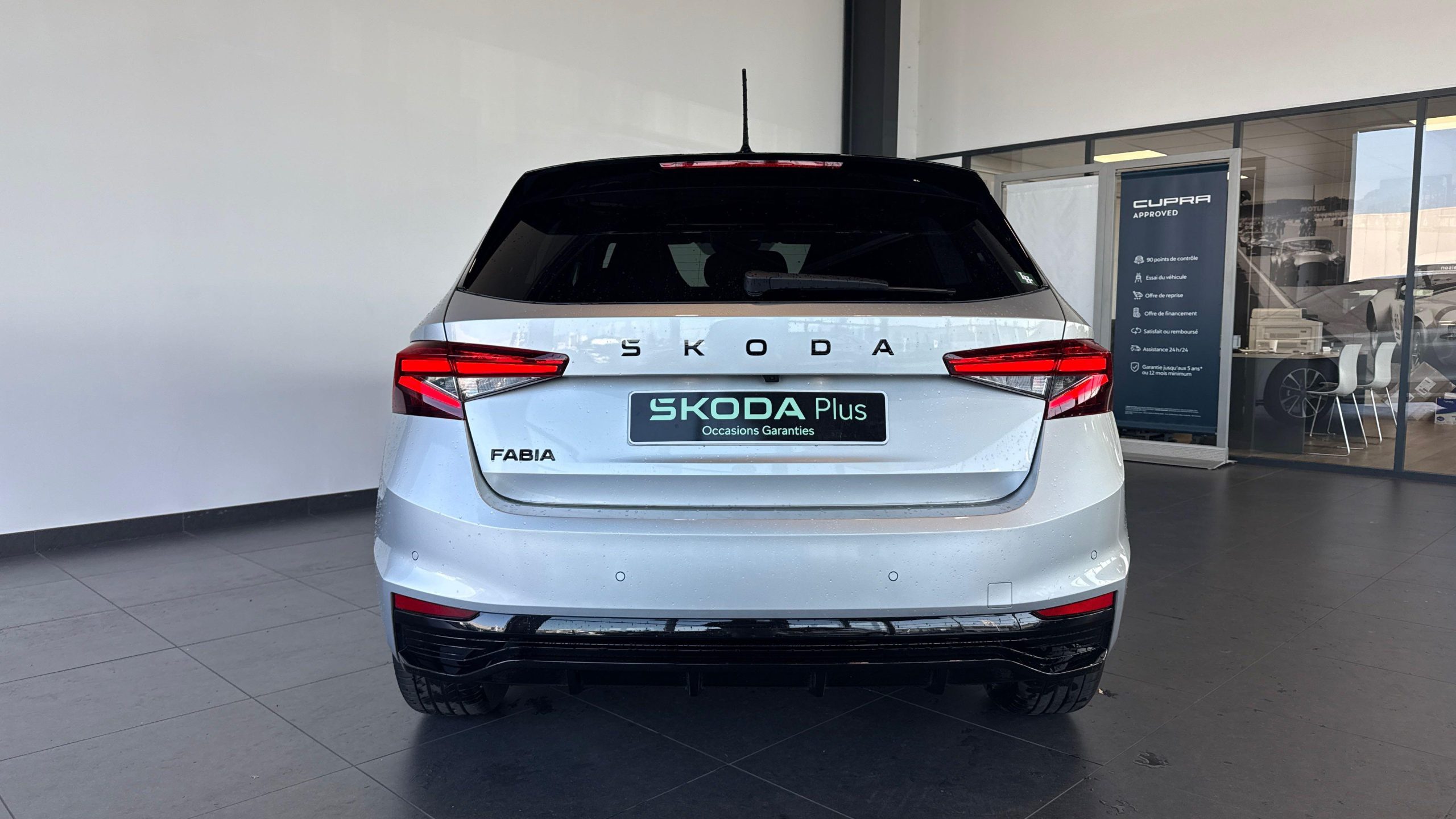 SKODA Fabia 1.0 TSI 95 ch EVO 2 BVM5 Monte-Carlo