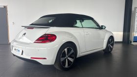 VOLKSWAGEN Coccinelle Cabriolet 1.2 TSI 105 Série spéciale Couture