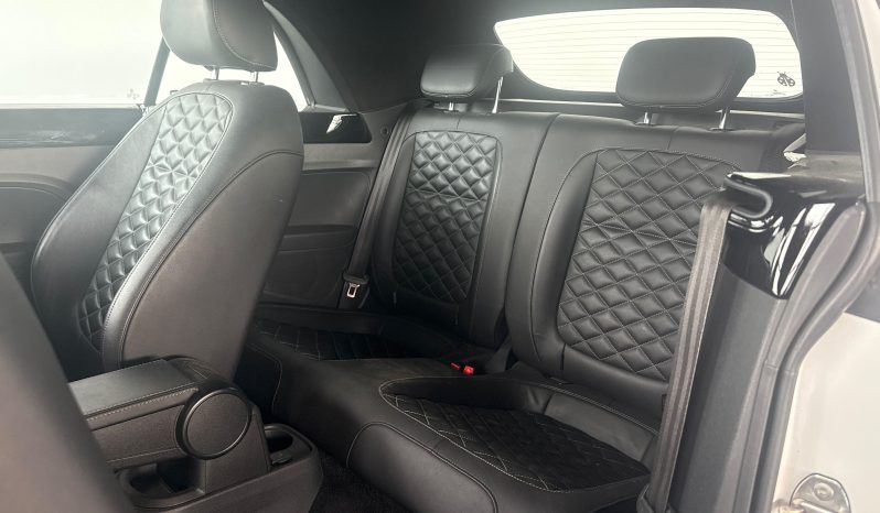 								VOLKSWAGEN Coccinelle Cabriolet 1.2 TSI 105 Série spéciale Couture full									