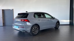 										VOLKSWAGEN Golf 1.5 eTSI OPF 130 DSG7 Active full									