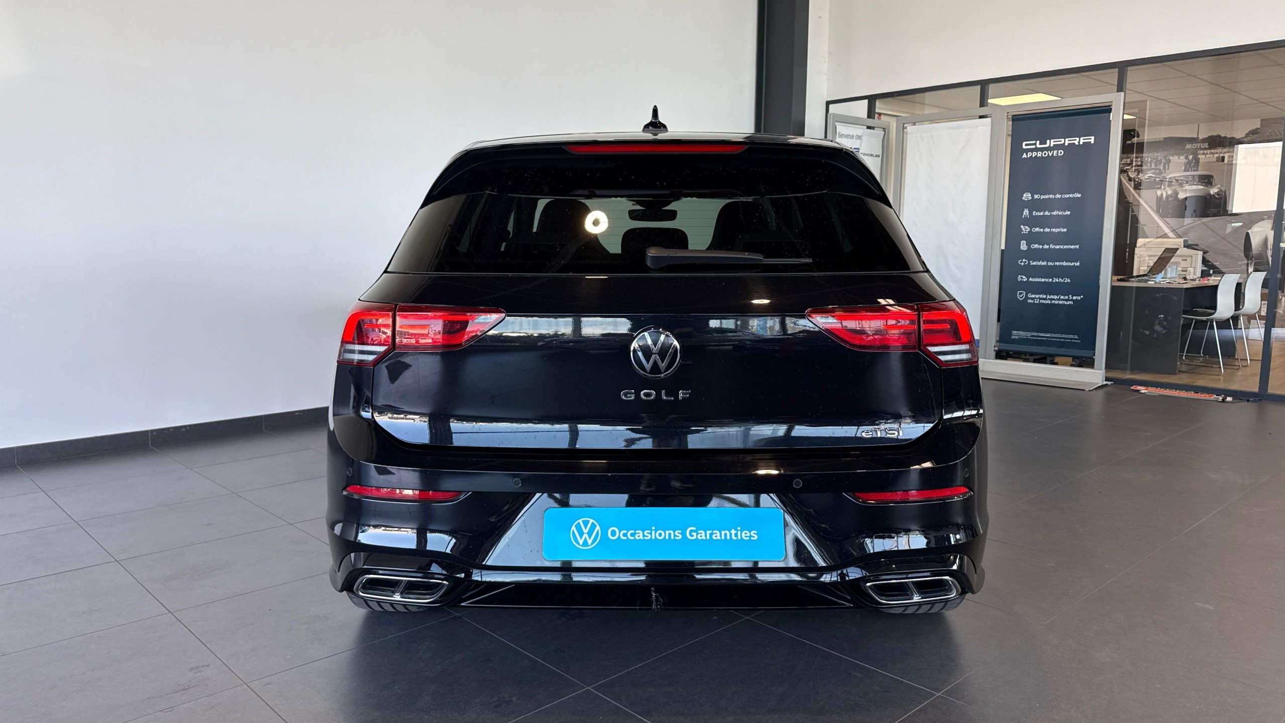 VOLKSWAGEN Golf 1.5 eTSI OPF 150 DSG7 R-Line 1st