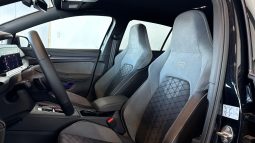 										VOLKSWAGEN Golf 1.5 eTSI OPF 150 DSG7 R-Line 1st full									