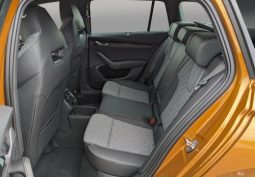 										SKODA Octavia Combi 1.5 TSI Hybrid 150 ch ACT DSG7 Sportline full									