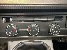 										VOLKSWAGEN UTILITAIRES TRANSPORTER 6.1 VAN L1H1 2.0 TDI 110 BVM5 BUSINESS full									