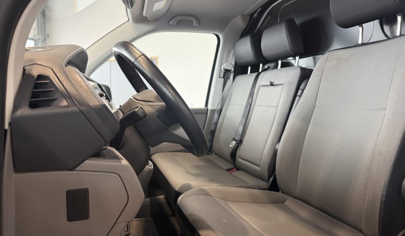 								VOLKSWAGEN UTILITAIRES TRANSPORTER 6.1 VAN L1H1 2.0 TDI 110 BVM5 BUSINESS full									