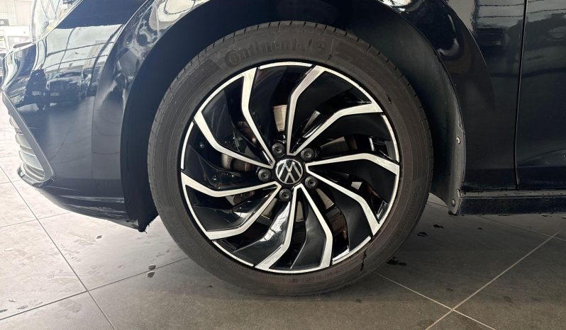 								VOLKSWAGEN Golf 1.5 eTSI OPF 130 DSG7 Active full									