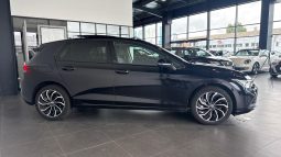 										VOLKSWAGEN Golf 1.5 eTSI OPF 130 DSG7 Active full									