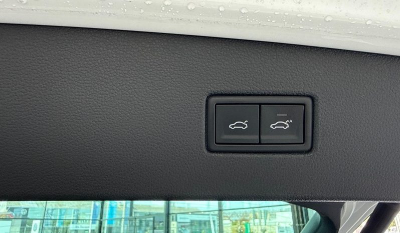 								VOLKSWAGEN Tiguan 2.0 TDI 150 DSG7 Carat full									