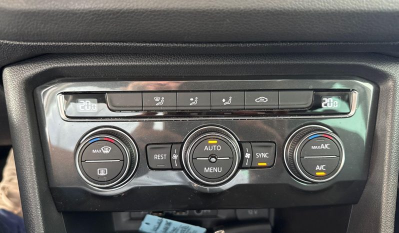 								VOLKSWAGEN Tiguan 2.0 TDI 150 DSG7 Carat full									