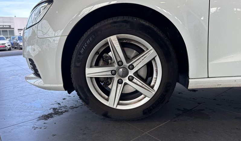								AUDI A3 Sportback 30 TDI 116 A3 full									
