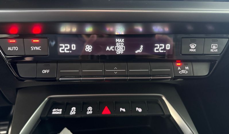 								AUDI A3 Sportback 35 TFSI 150 S Line full									