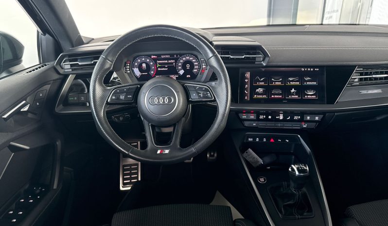 								AUDI A3 Sportback 35 TFSI 150 S Line full									