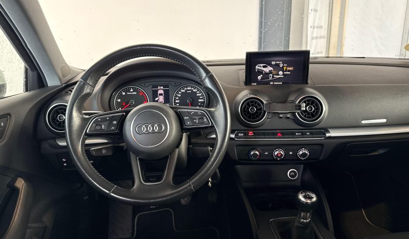 								AUDI A3 Sportback 30 TDI 116 A3 full									