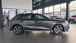 										AUDI A3 Sportback 35 TFSI 150 S Line full									