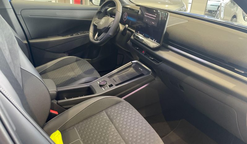 								VOLKSWAGEN T-Roc 1.5 eTSI EVO2 Hybrid 150 ch DSG7 R-Line full									