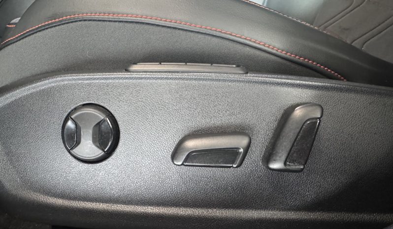								SEAT Leon e-Hybrid 204 ch DSG6 FR full									