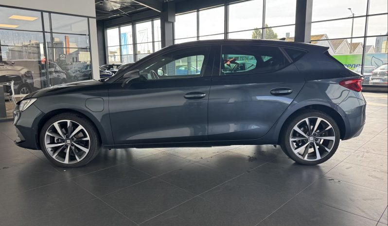 								SEAT Leon e-Hybrid 204 ch DSG6 FR full									